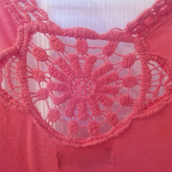 BOHO style BEAUTIFUL peach top! Fits XS-S - Picture 3 of 4